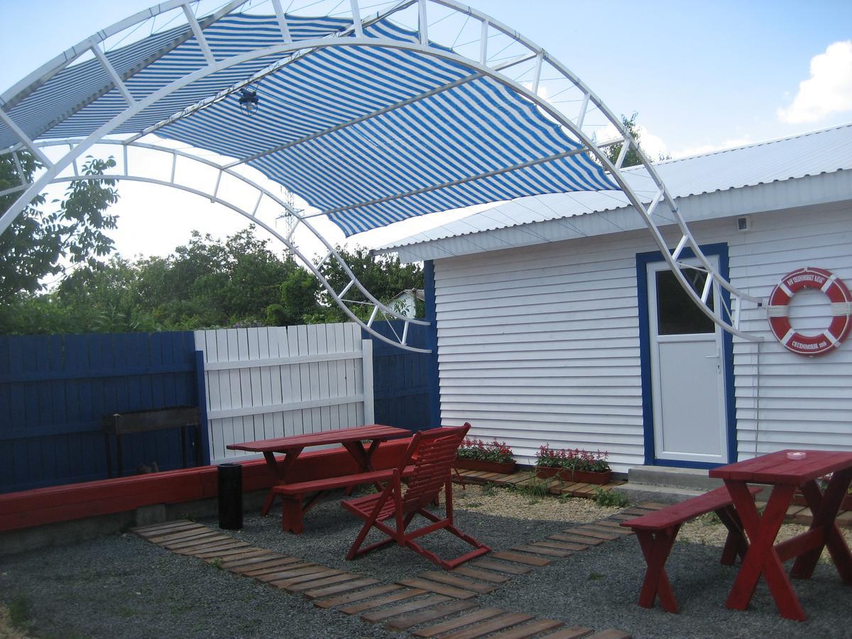 Chernomorsky Mayak Motel Exterior photo